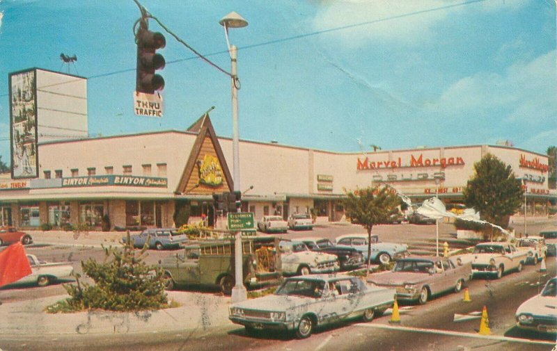 Bellevue WA Marvel Morgan Drug Store, Binyon, Lots of Old Cars 1969  Postcard 