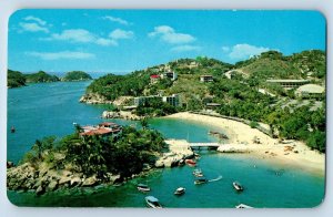 Acapulco Guerrero Mexico Postcard Caletilla Beach Caleta Hotel c1950's