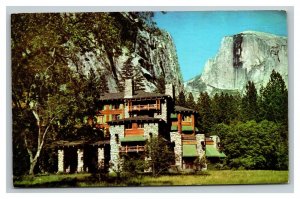 Vintage 1960's Postcard The Ahwahnee Hotel Yosemite National Park California