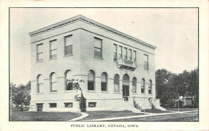 Nevada, IA Iowa   PUBLIC LIBRARY  Story County  VINTAGE B&W  Postcard
