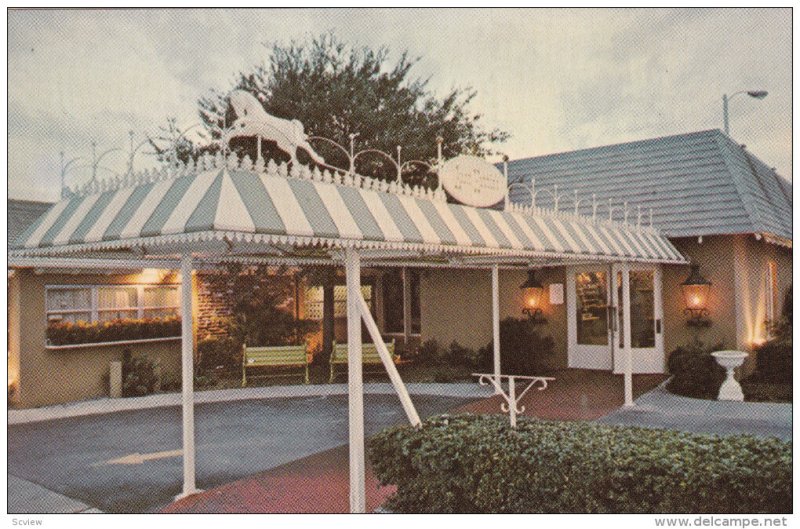 ST. PETERSBURG , Florida , 50-60s ; Aunt Hattie's Restaurant