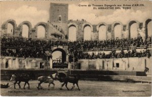 CPA ARLES Course de Taureaux Espagnols aux Arenes d'Arles (1290069)
