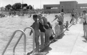 H36/ Holdrege Nebraska RPPC Postcard c1940s Municipal Swimming Pool