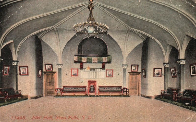 Vintage Postcard Elks' Hall Non-Profit Organization Sioux Falls South Dakota SD