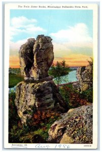 c1940 Twin Sister Rocks Mississippi Palisades State Savannah Illinois Postcard