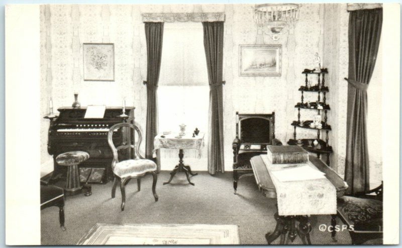 Postcard - Class Room - Home of Mary Baker Eddy - Lynn, Massachusetts