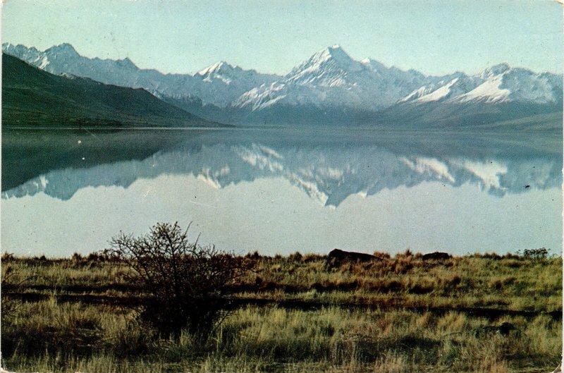 Breathtaking Mt. Cook and Lake Pukaki in New Zealand! postcard