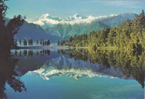 New Zealand Lake Matheson Mount Tasman