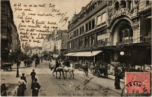 CPA PARIS 6e - La Rue de Sévres (80923)