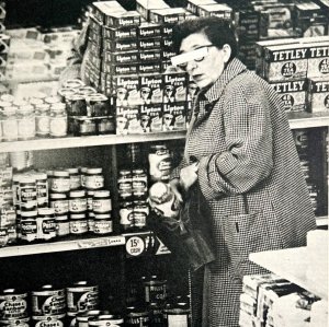 1959 Woman Caught Shoplifting At Grocery Store 1950 Photo Print In Magazine DWN7