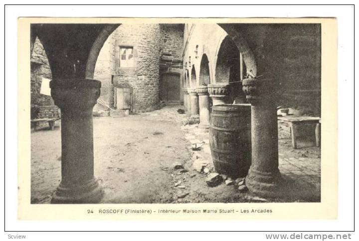 ROSCOFF, Finistere, Interiur Maison Marie Stuart, Les Arcades, France, 10-20s