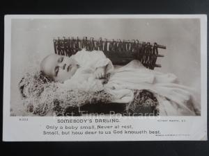 Greeting: SOMEBODYS DARLING showing Baby In Crib c1905 RP by Rotary