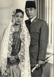 indonesia, President Sukarno and 1st Lady Fatmawati (1950s) Nikola Drakulic Foto