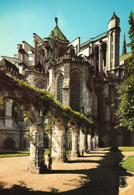 Postcard Les Merveilles Des Chartres Eure-Et-Loir Le Chevet La Cathedral Spain