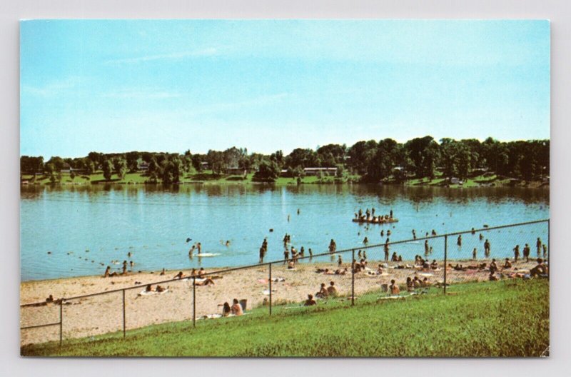 Lake MacBride Swimming Beach Iowa City  IA UNP Unused Chrome Postcard A14