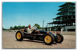 Postcard 1951 Indianapolis 500 Motor Speedway Race Winner Lee Wallard Car I27