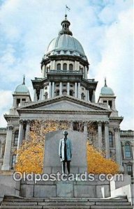 Illinois State Capitol & Abraham Lincoln Statue Springfield, Illinois, USA Un...