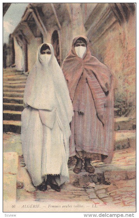 Algeria , Femmes arabes voilees , 00-10s