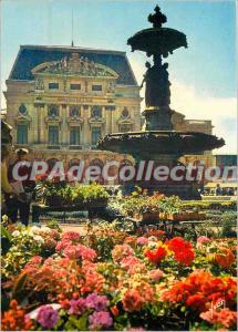 Modern Postcard Cherbourg (Manche) Place General de Gaulle and Marche aux Fleurs