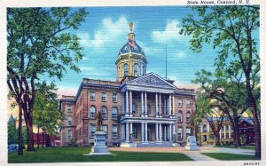 VINTAGE POSTCARD STATE HOUSE AT CONCORD NEW HAMPSHIRE c. 1935