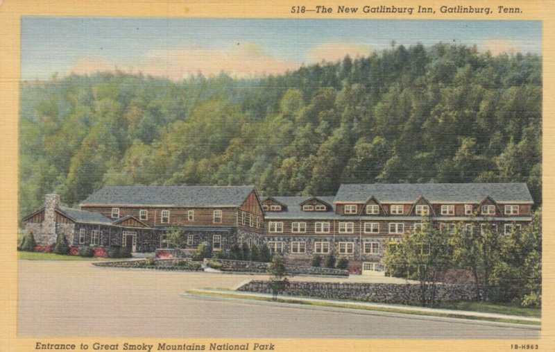 GATLINBURG, Tennessee, 30-40s; New Gatlinburg Inn