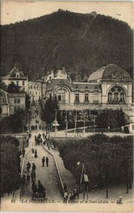 CPA La BOURBOULE-Le Casino et le Funiculaire (46405)