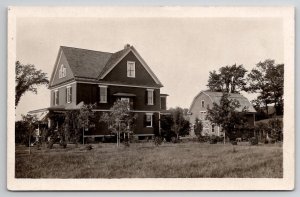 RPPC Beautiful Farmhouse And Barn Vincent Family South Beech Street Postcard J38