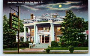 NEW BERN, North Carolina NC ~ Night View HOTEL QUEEN ANNE 1940s Linen Postcard