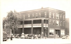 Vintage Postcard 1920's Historical Site Parkway Hotel And Restaurant Building