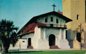 USA San Francisco De Asis Oldest Structure San Francisco Vintage Postcard 07.15