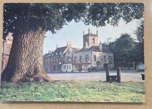 UNUSED POSTCARD - THE STOCKS, STOW-ON-THE-WOLD, GLOUCESTERSHIRE, ENGLAND