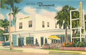 Palm Beach Florida Hotel Beaumont roadside Tichnor linen Postcard 21-11492