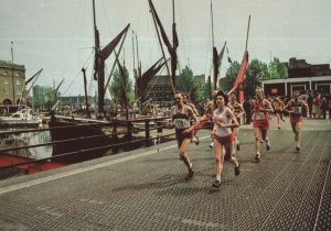London Marathon at St Katherines Harbour Dock Race Official Postcard