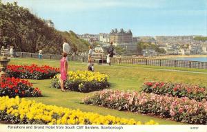 B104001 scarborough foreshore and grand hotel from south cliff gardens    uk
