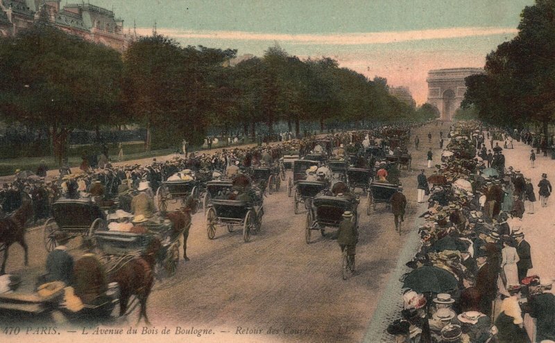 Vintage Postcard L 'Avenue Du Bois De Boulogne Retour De Courtes Paris France