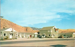 Postcard Wagon Wheel Motel & Cafe U.S. Highway 10 in Drummond, Montana