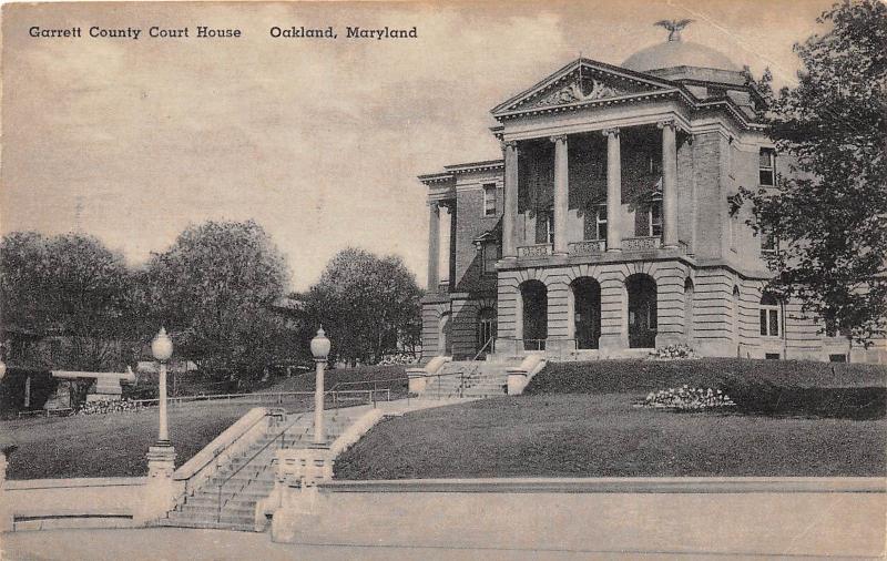 A72/ Oakland Maryland Md Postcard 1946 Garrett County Court House Building 2