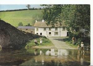 Devon Postcard - Lorna Doone Farm - Malmsmead - Ref AB2942