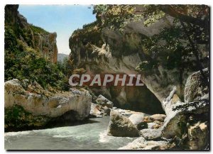 Modern Postcard The Gorges du Verdon La Baume aux Pigeons