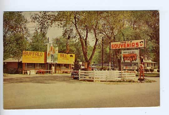 North Platte NE US 30 Trading Post Old Car Postcard