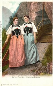 Vintage Postcard 1920's Les Costumes Suisses Die Schweizer Berner Switzerland