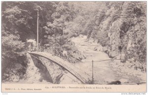 ALLEVARD, Isere, France; Passerelle sur le Breda au Bout du Monde, 00-10s