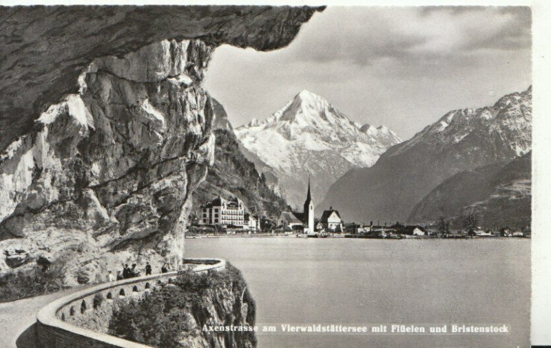 Switzerland Postcard - Axenstrasse Am Vierwaldstattersee Mit Fluelen  Ref TZ7633