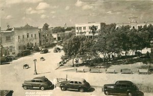 Mexico Tampico Reynosa 1940s Plaza Principal RPPC Photo Postcard autos 22-8822