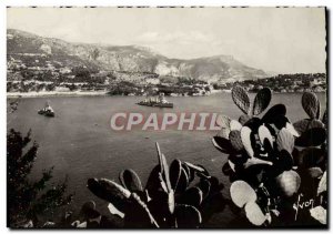 Modern Postcard Villefranche La Rade in the Far Tete Dog Boat