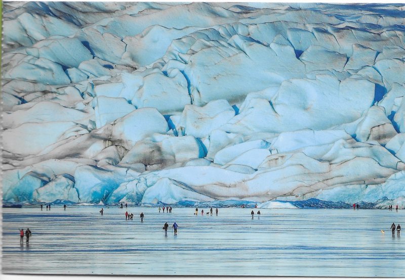 US Mendenhall Glacier - Lake, many wintertime activities. unused.