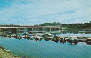 Canada Shawinigan Quebec Le Pont Traversant Le Saint Maurice Montreal Quebec ...