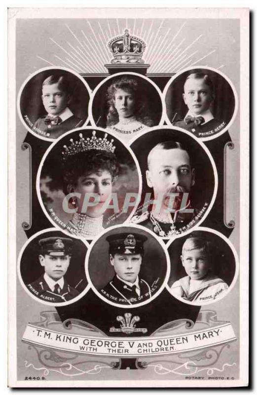  Vintage Postcard TM King George V and Queen Mary with to their children