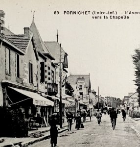 Gare Avenue Outdoor Markets City Of Pornichet France 1910s Postcard PCBG12B
