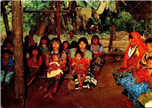 VINTAGE CONTINENTAL SIZE POSTCARD CUNAS NATIVE INDIANS IN URABA COLOMBIA 1974